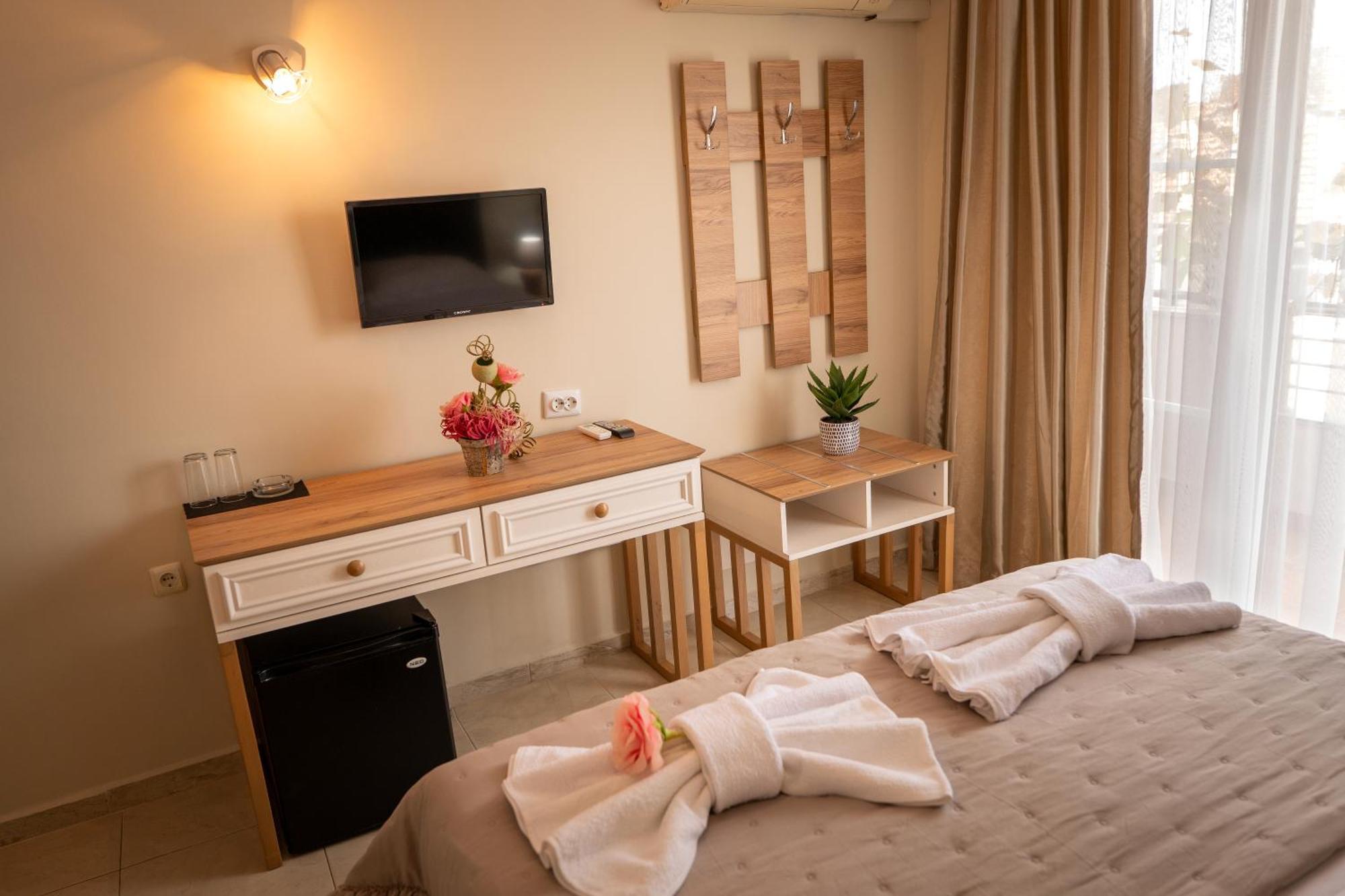 Rodos House Hotel Pomorie Ngoại thất bức ảnh