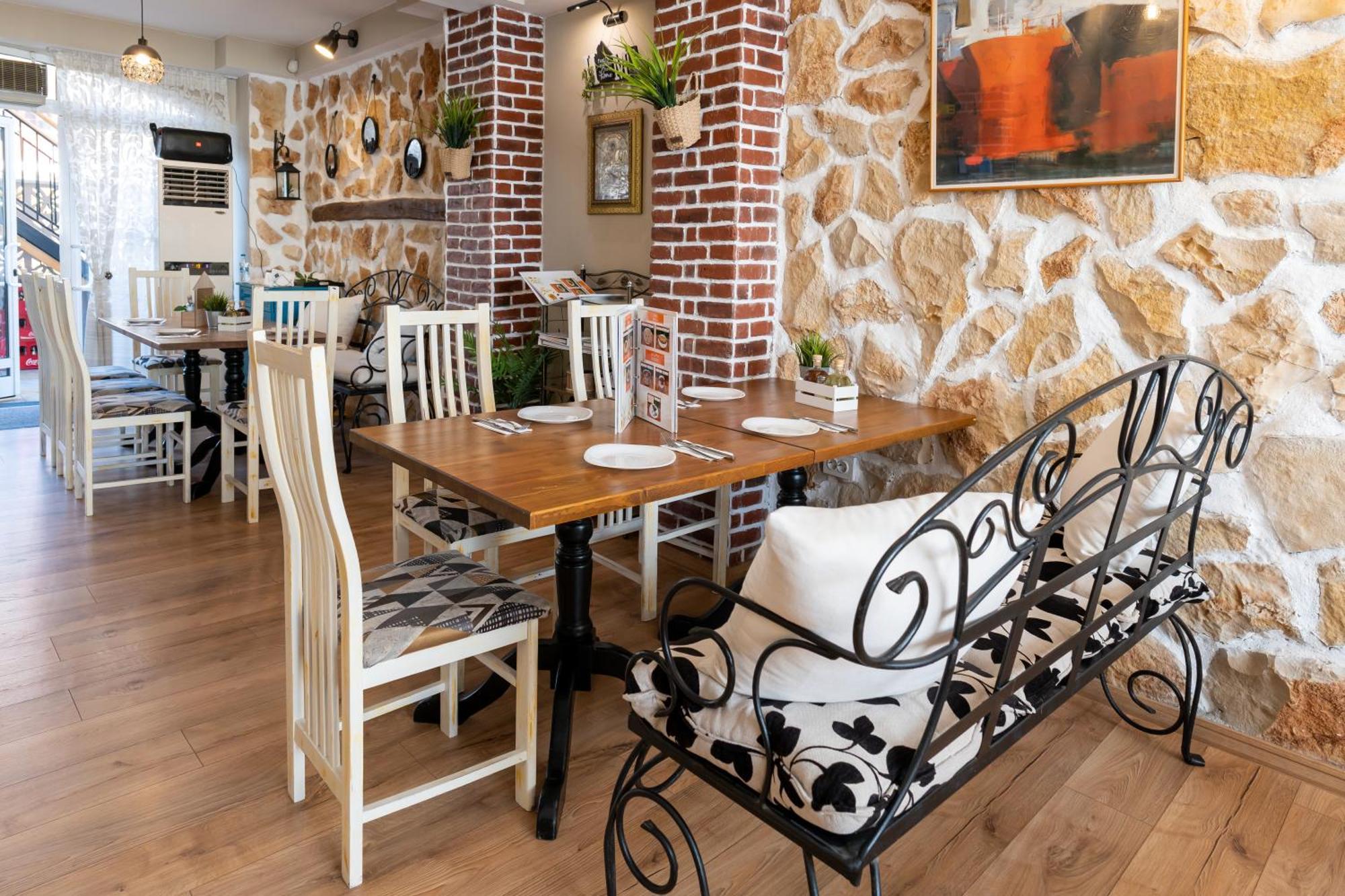 Rodos House Hotel Pomorie Ngoại thất bức ảnh
