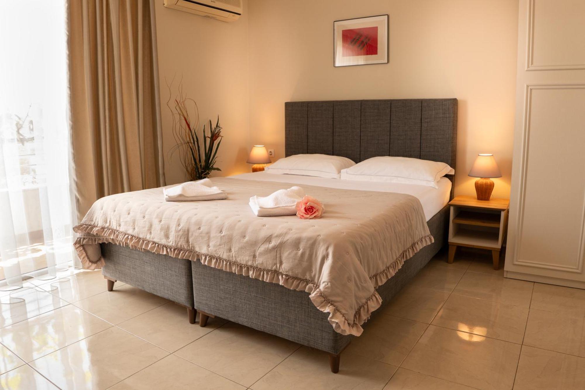 Rodos House Hotel Pomorie Ngoại thất bức ảnh
